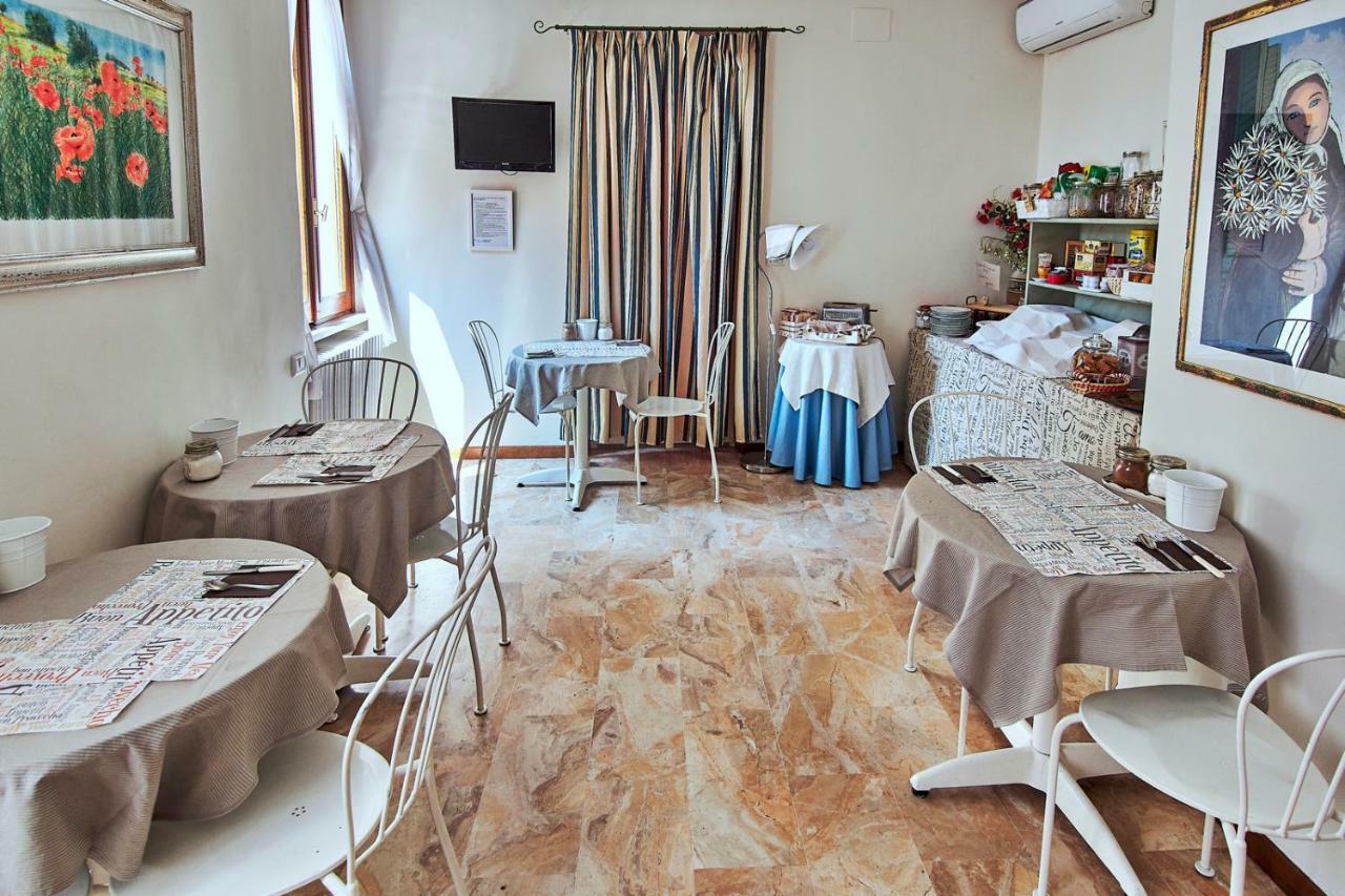 B&B Del Castello San Benedetto del Tronto Eksteriør billede